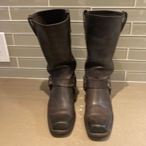 Frye Harness 12 R Boot/Size 8.5/Charcoal